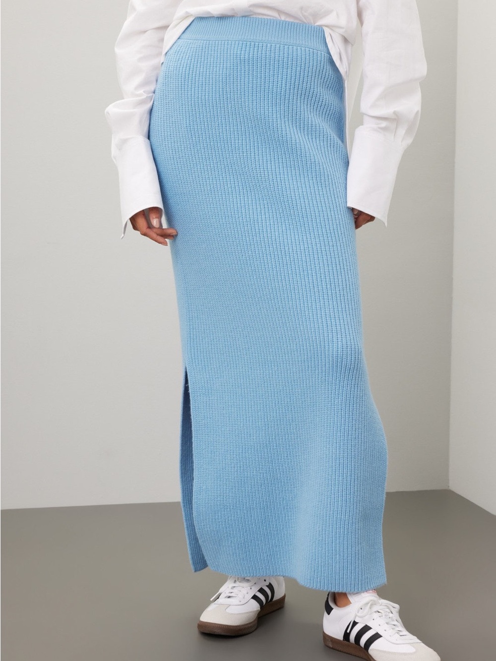 Light Blue Ribbed Knit Maxi Skirt
